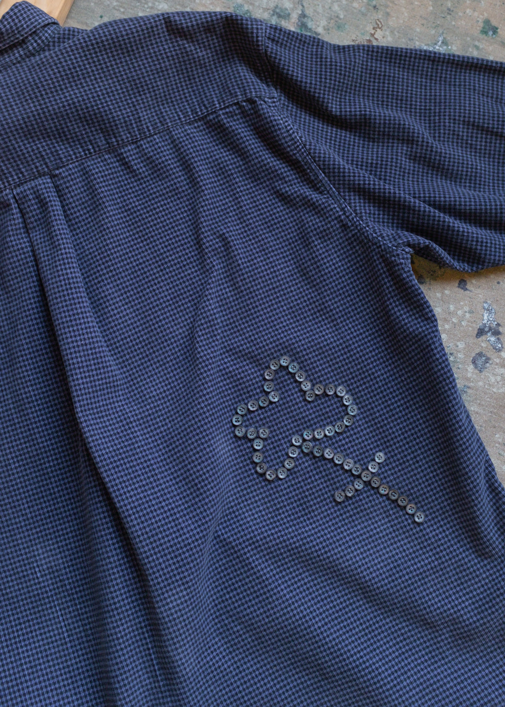 Blue/Black LS BU Cord w Button Flower
