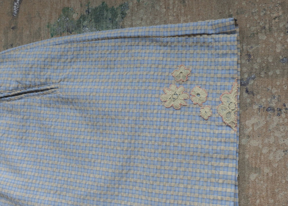 Seersucker Shorts w front tie/ floral patch